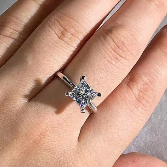 NEW 2 Carat Square Princess Cut Engagement Ring - Picture 3 of 5